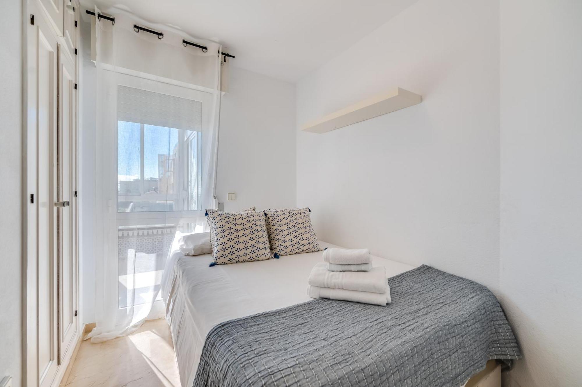 Lxr La Carihuela Sea Views 3Hab Lägenhet Torremolinos Exteriör bild