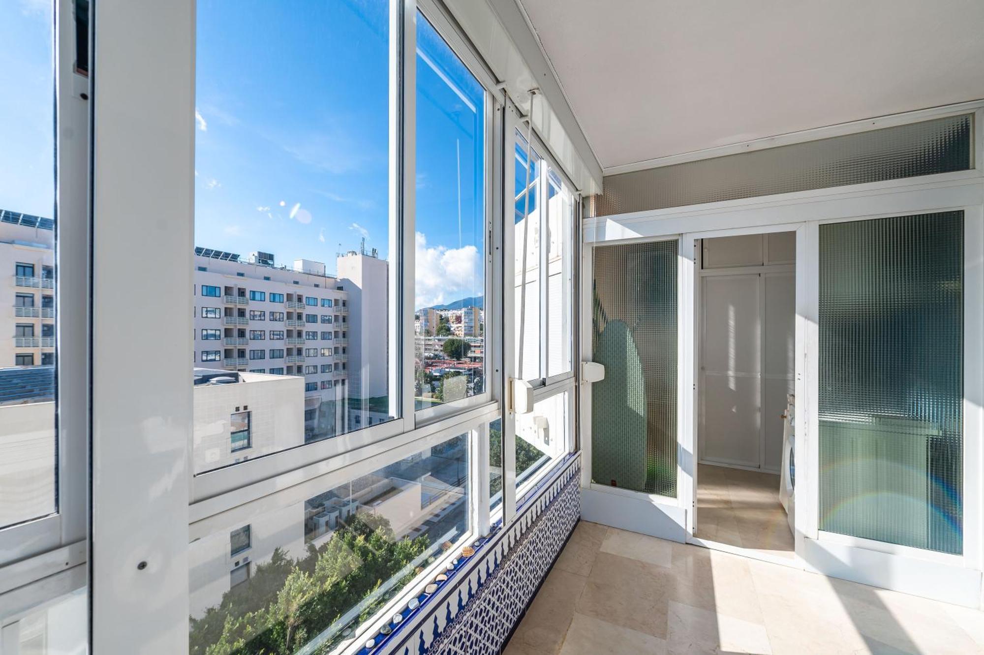 Lxr La Carihuela Sea Views 3Hab Lägenhet Torremolinos Exteriör bild